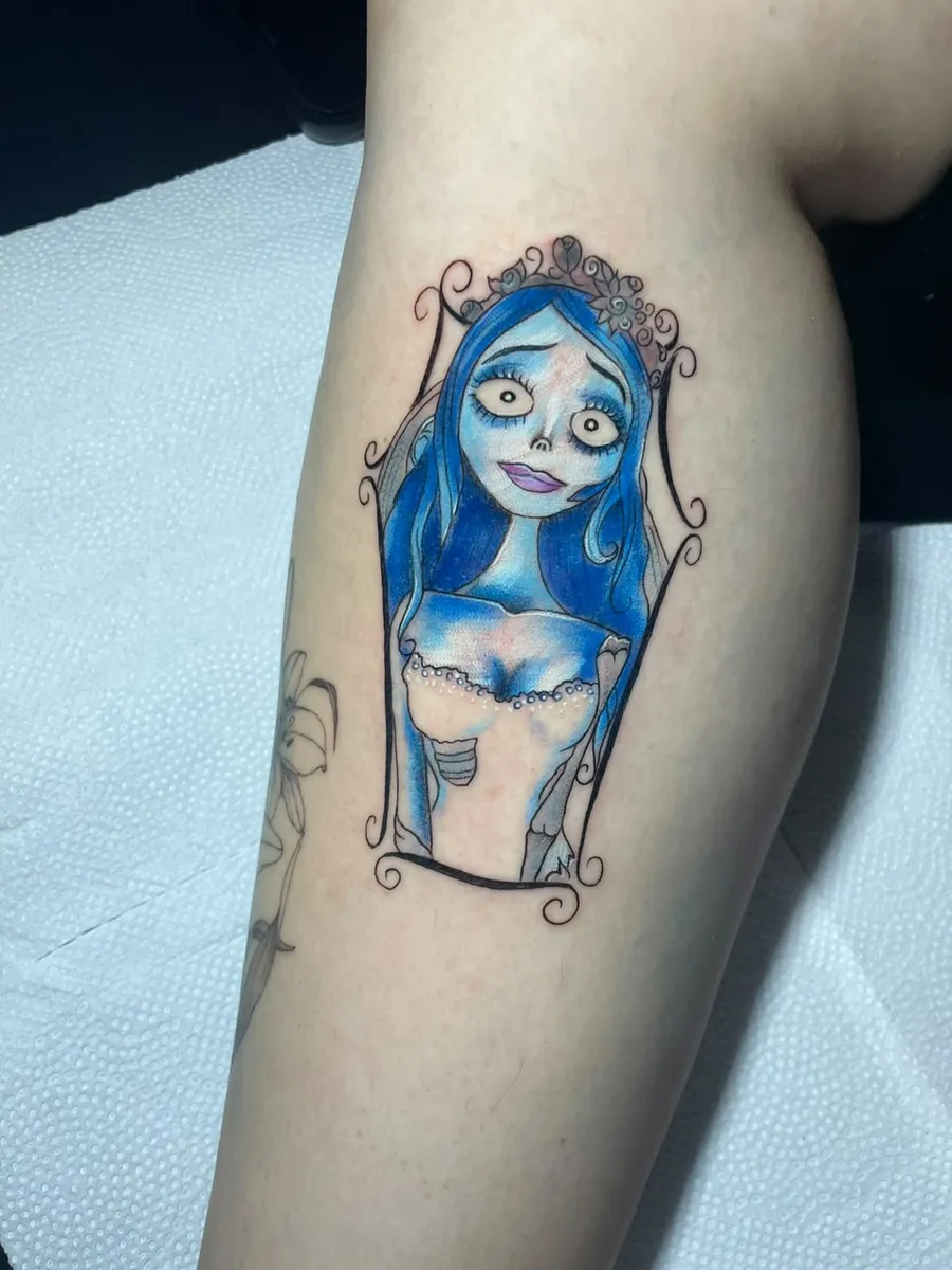 Noiva Cadáver em aquarela azul